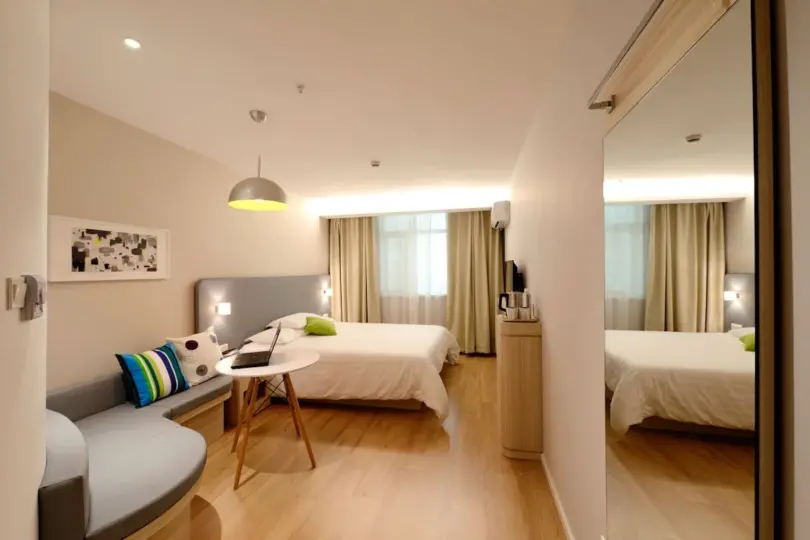 10 Best Hotels In Canada For Foreigners 