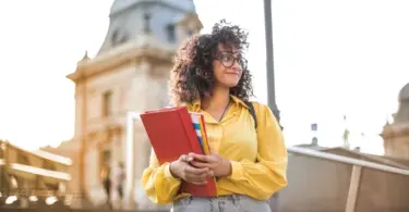 How To Qualify For Scholarship In The UK